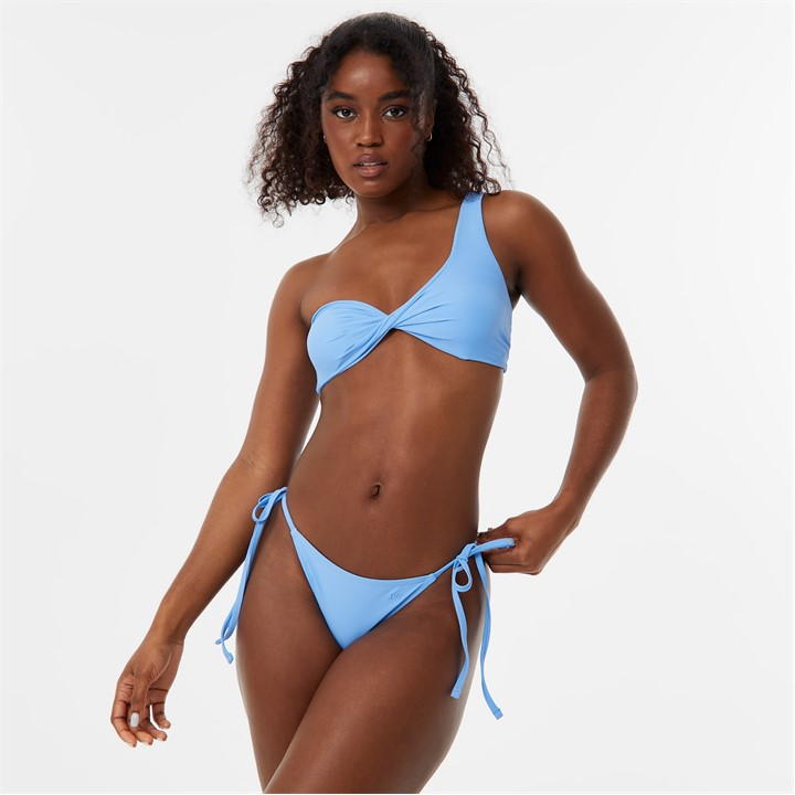 Asymmetric Twist Front Bikini Top